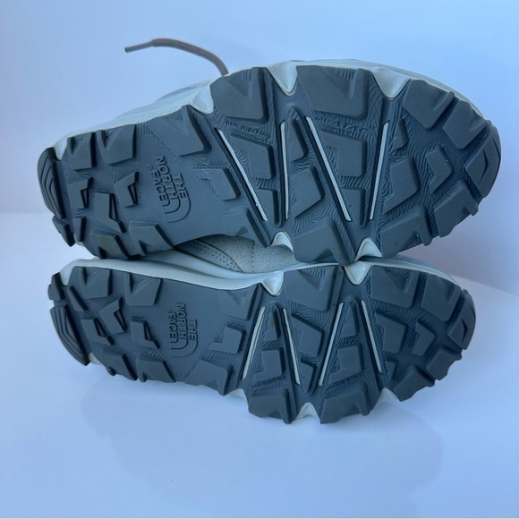 The north face winter girls boots - Picture 8 of 9